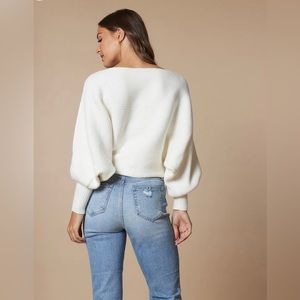 WHITE DOLMAN SLEEVE RIB KNIT SWEATER